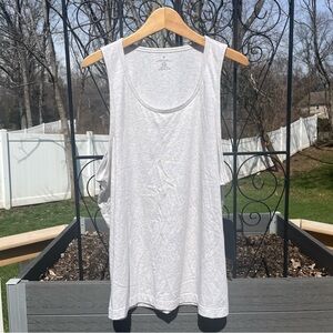 Fabletics Men’s The 24-7 Tank Top in Light Gray Size L Sweat Wicking Stretch NEW